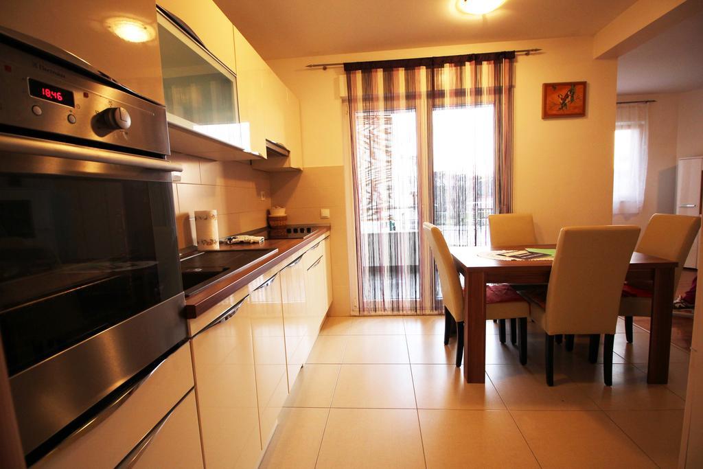 Jurisic Apartment Stobreč Εξωτερικό φωτογραφία